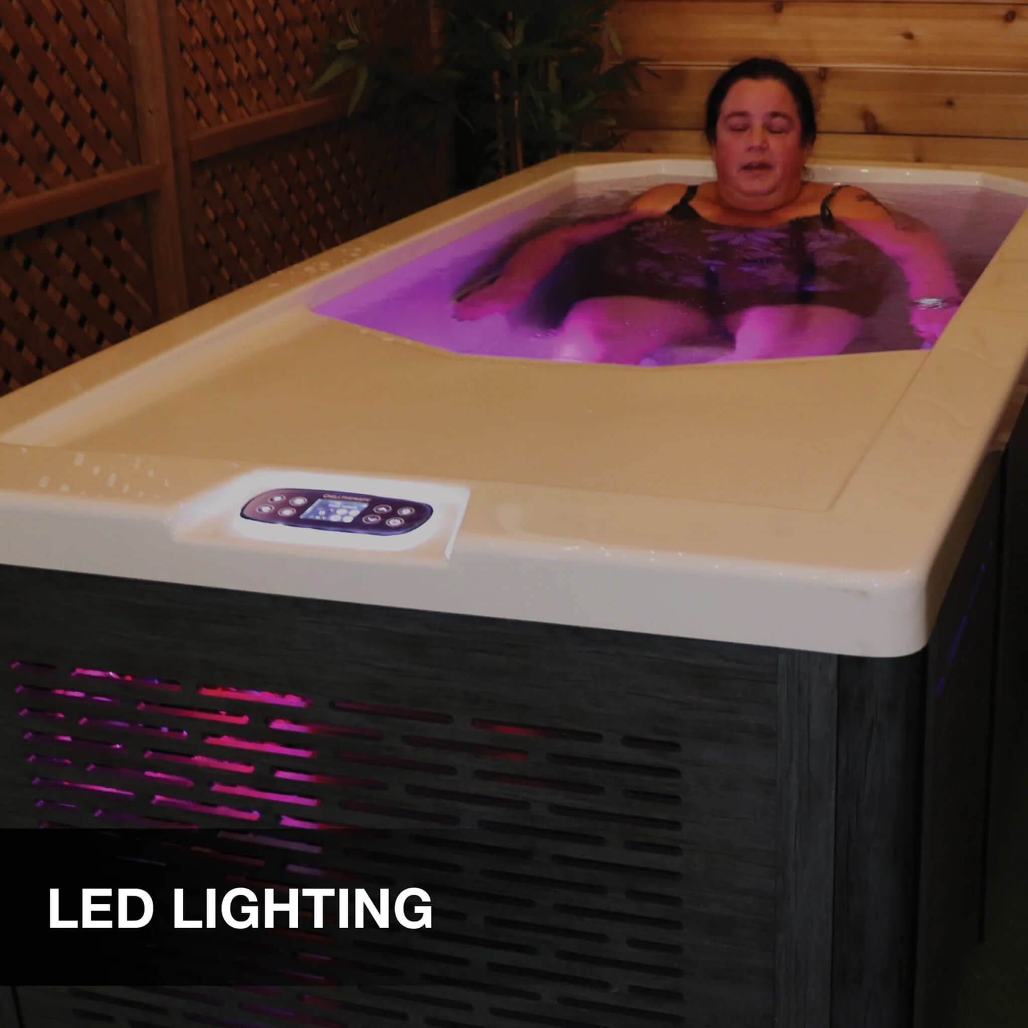 Premium Cold Plunge Spa Tub With Built-In Ozone And Multi-Coloured Exterior Lighting