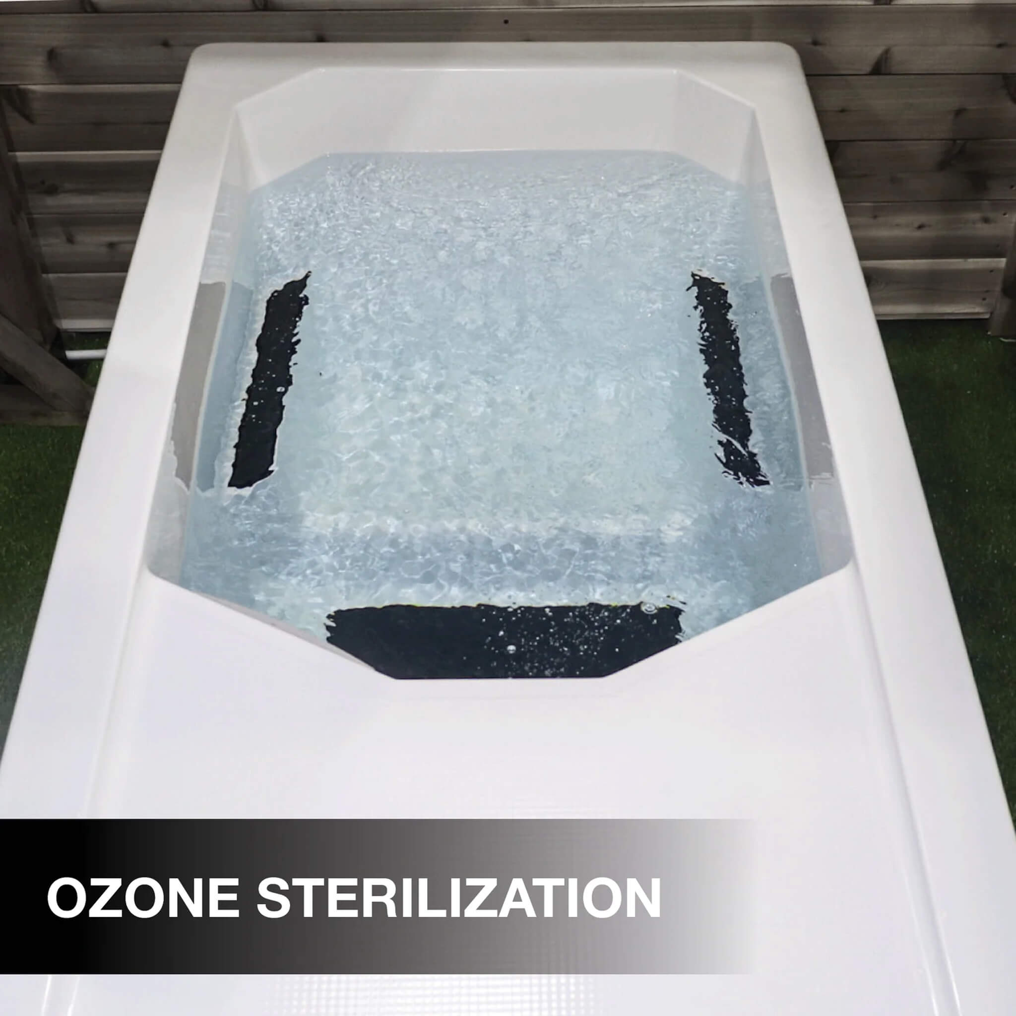 Premium Cold Plunge Spa Tub With Built-In Ozone And Multi-Coloured Exterior Lighting