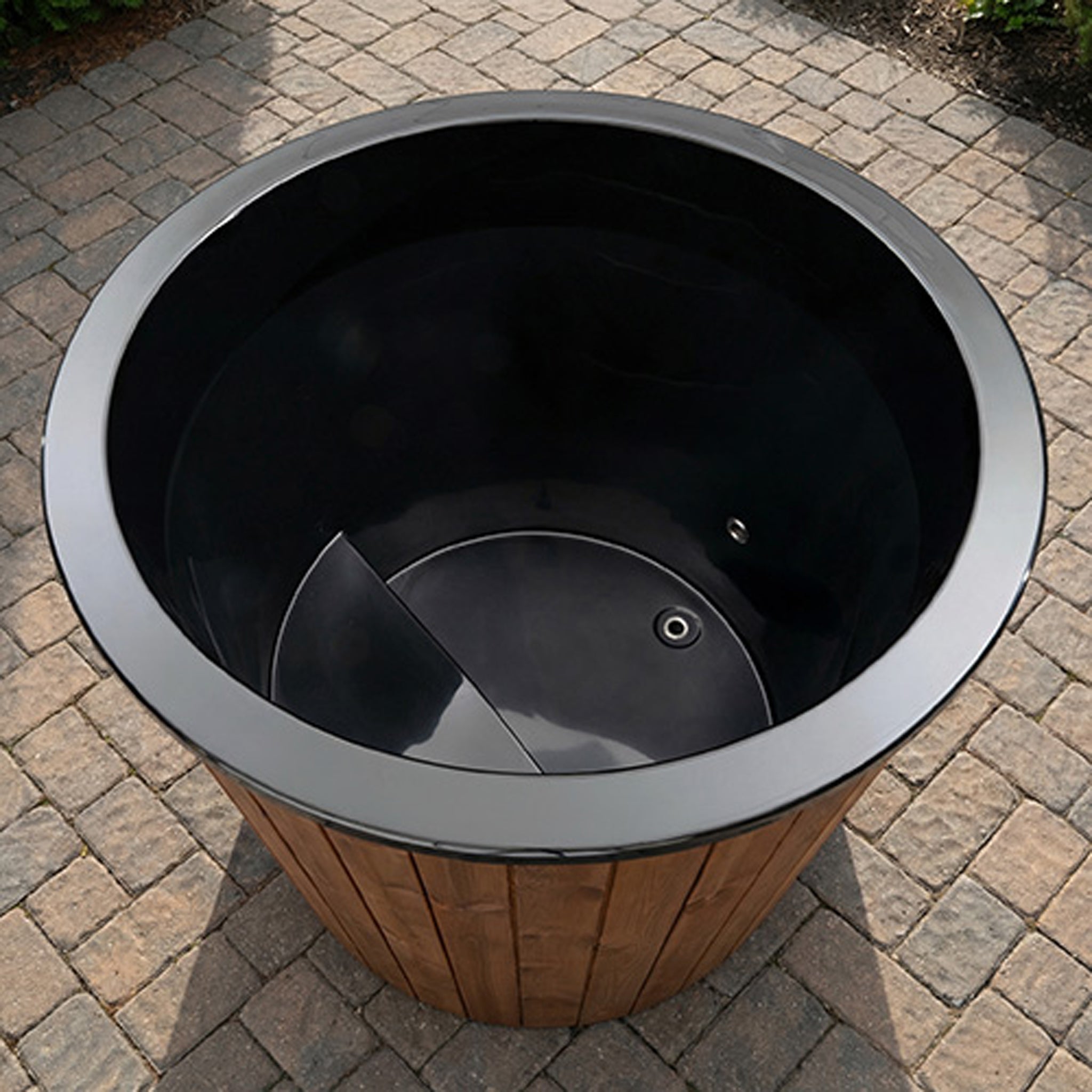 1-Person Immersion Tub With Combination Water Chiller And Heater